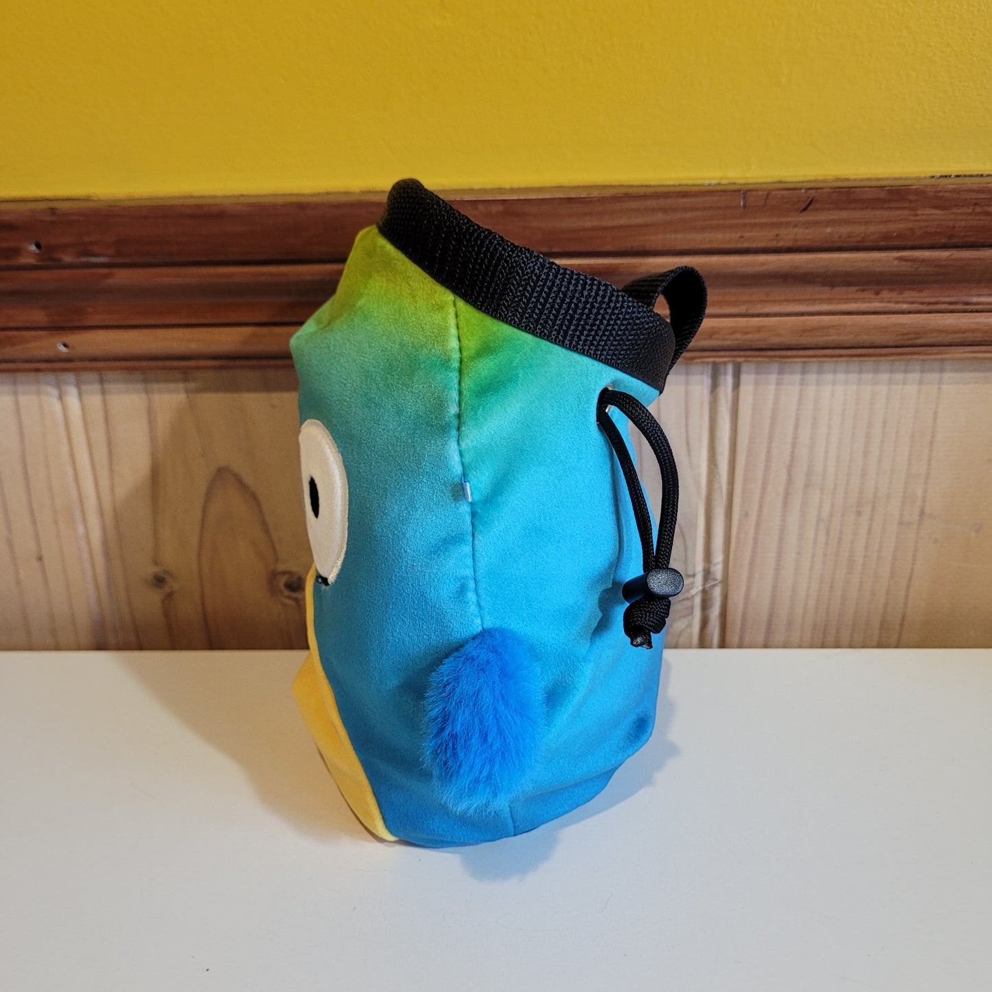 Macaw Rock Climbing Chalk Bag